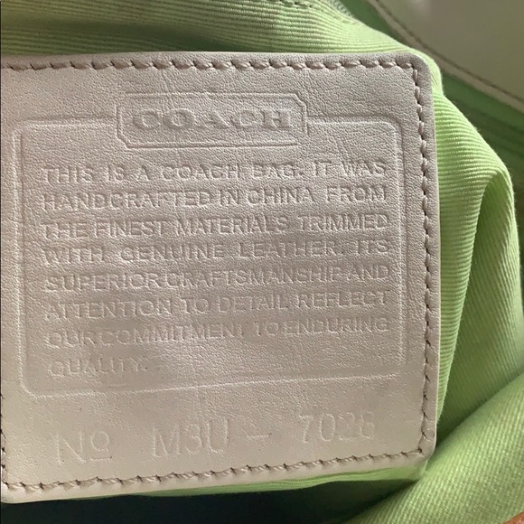 COPY - Coach Hampton Bag - Picture 4 of 4